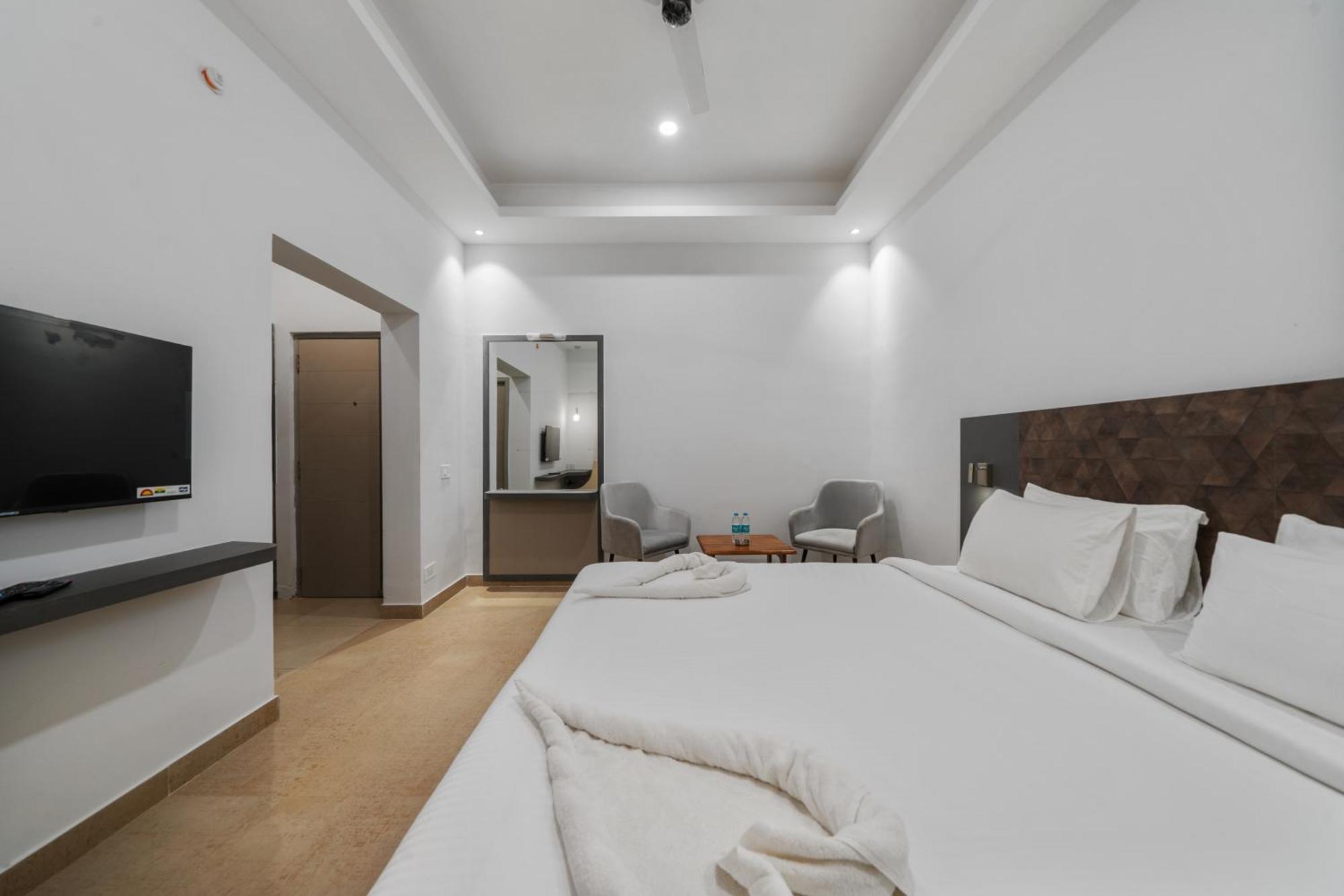 Hotel Gsr Tumkur Eksteriør billede