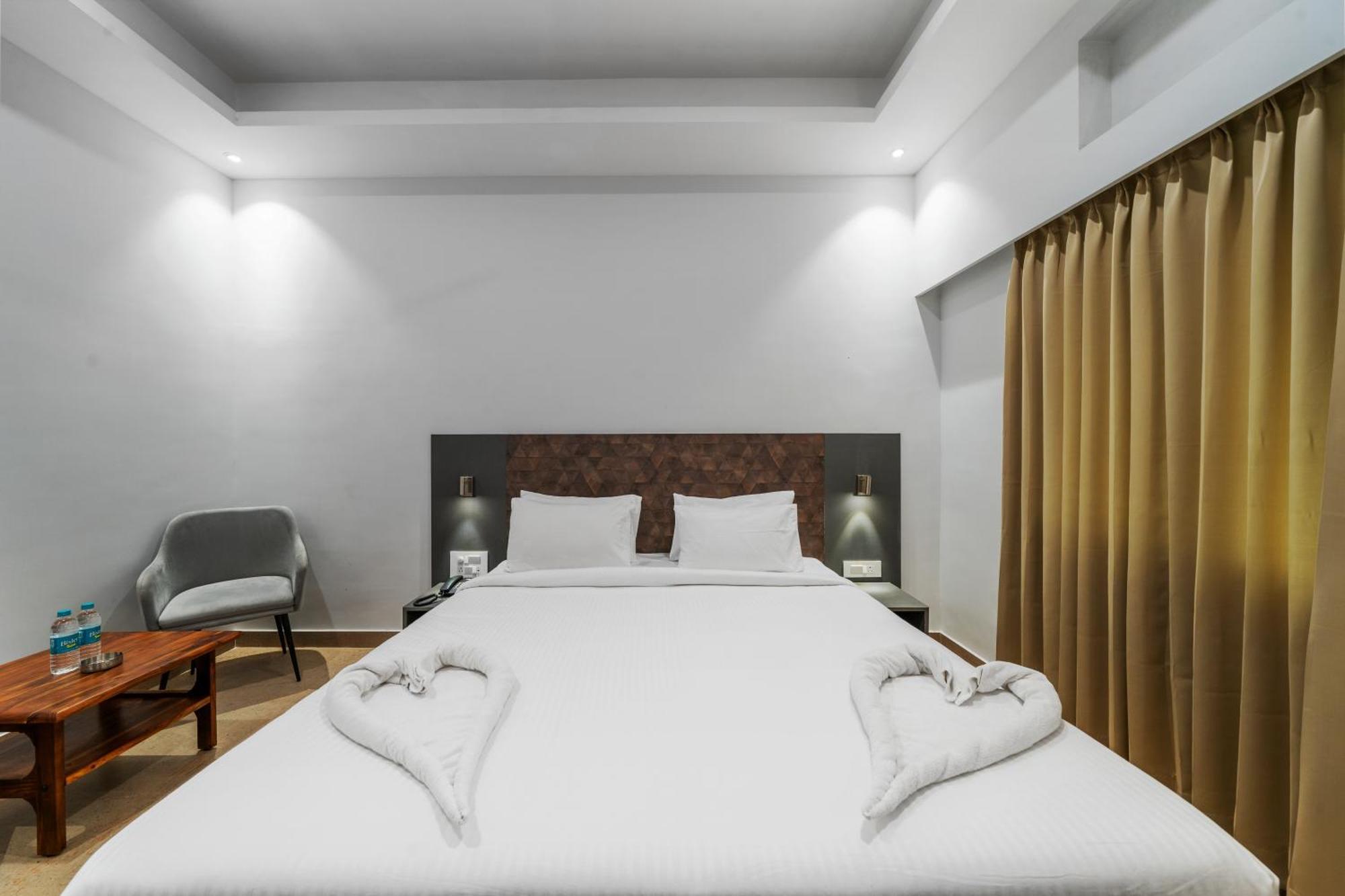 Hotel Gsr Tumkur Eksteriør billede