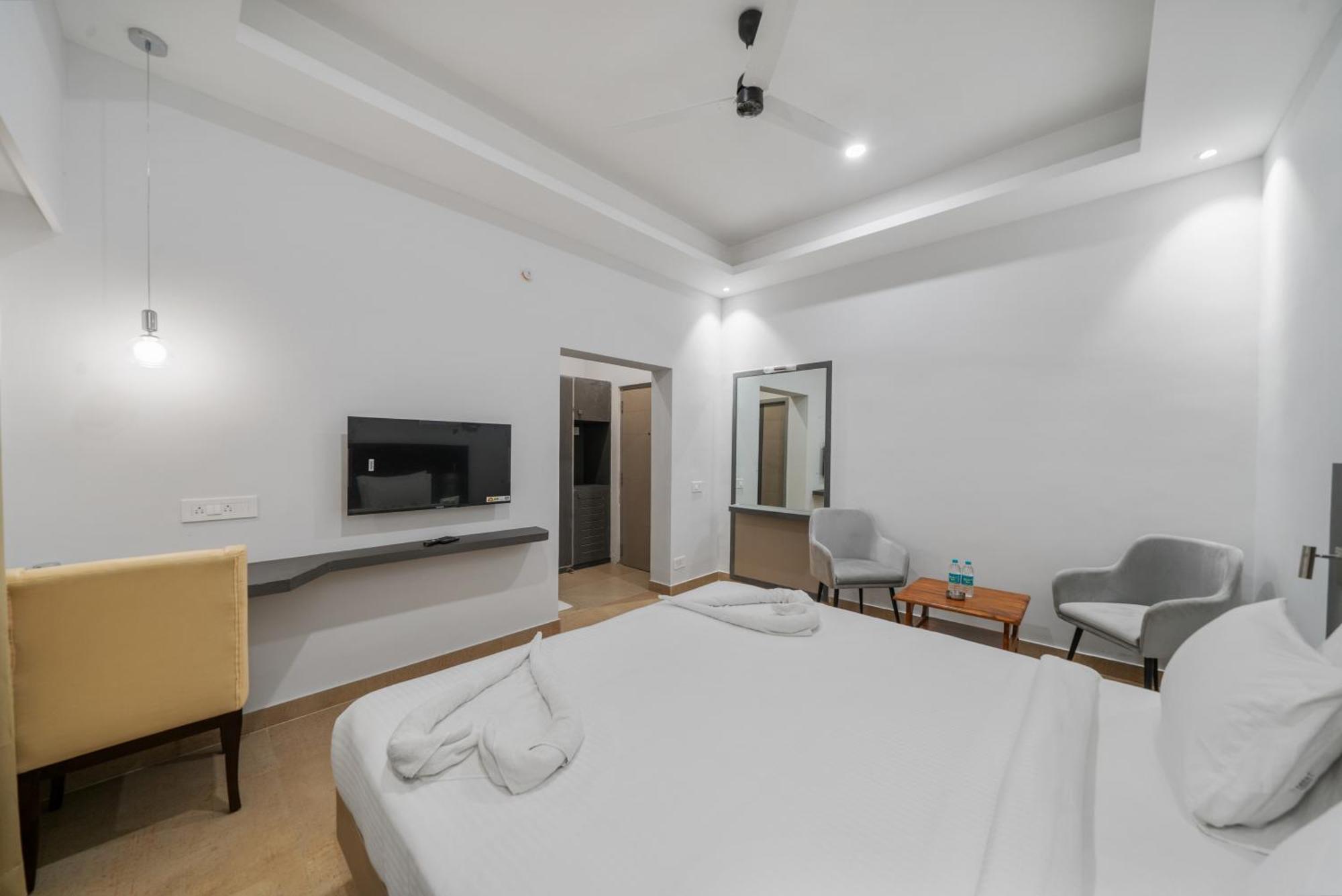 Hotel Gsr Tumkur Eksteriør billede