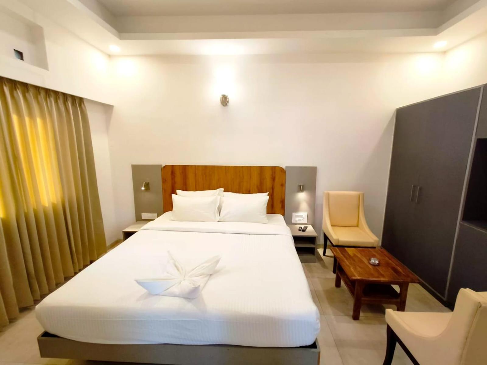 Hotel Gsr Tumkur Eksteriør billede