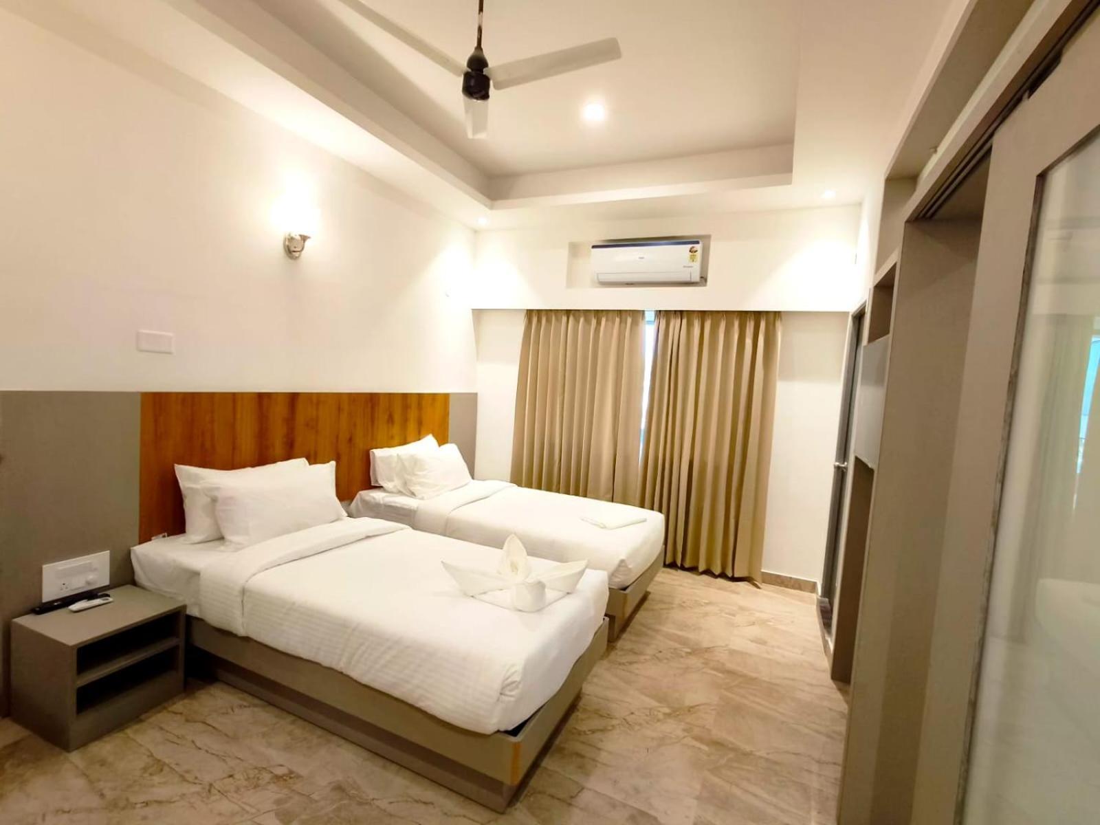 Hotel Gsr Tumkur Eksteriør billede